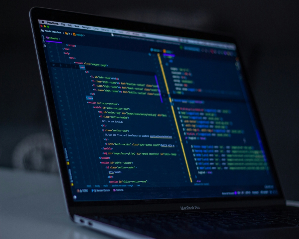 Kurumsal web sitesi nedir, işletmelere ne kazandırır? Profesyonel web sitesi, SEO, mobil uyumluluk, güvenlik ve kullanıcı deneyiminin önemini keşfedin.